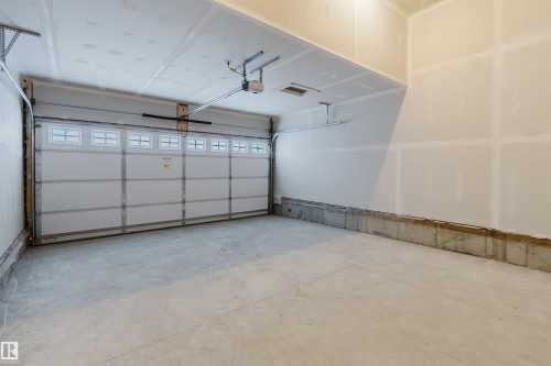 4106 67 Street, Beaumont, AB - Indoor Photo Showing Garage