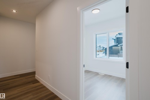 2704 194 Street, Edmonton, AB - Indoor Photo Showing Other Room