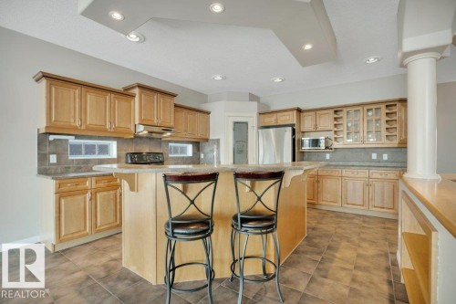 14816 16 Street Nw, Edmonton, AB - Indoor Photo Showing Kitchen