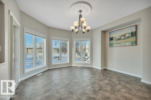 14816 16 Street Nw, Edmonton, AB - Indoor Photo Showing Other Room