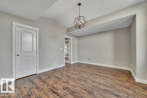 14816 16 Street Nw, Edmonton, AB - Indoor Photo Showing Other Room