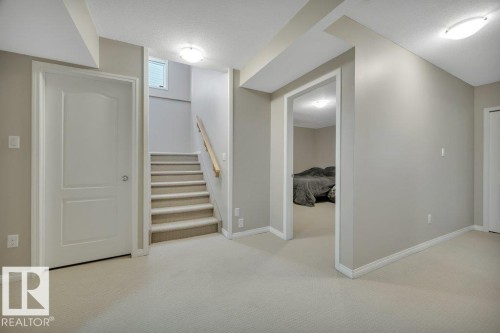 14816 16 Street Nw, Edmonton, AB - Indoor Photo Showing Other Room