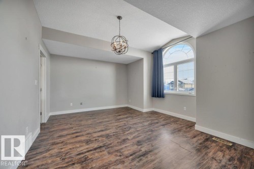 14816 16 Street Nw, Edmonton, AB - Indoor Photo Showing Other Room