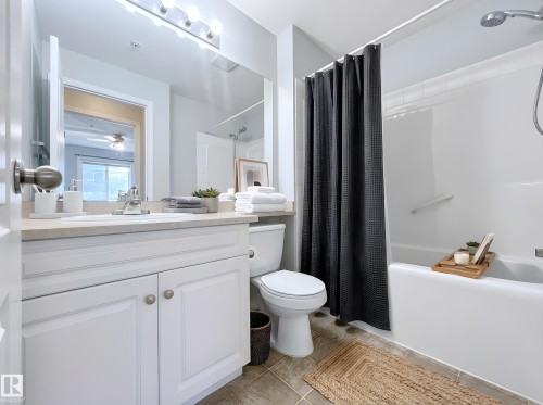 206 111 Edwards Drive, Edmonton, AB - Indoor Photo Showing Bathroom
