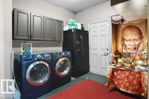 1533 36B Avenue, Edmonton, AB - Indoor Photo Showing Laundry Room