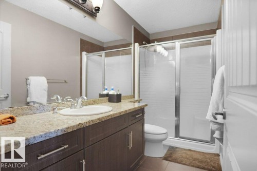 1533 36B Avenue, Edmonton, AB - Indoor Photo Showing Bathroom