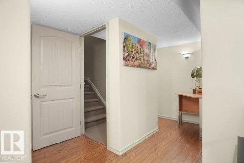 1533 36B Avenue, Edmonton, AB - Indoor Photo Showing Other Room