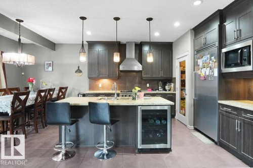 1533 36B Avenue, Edmonton, AB - Indoor Photo Showing Kitchen With Upgraded Kitchen