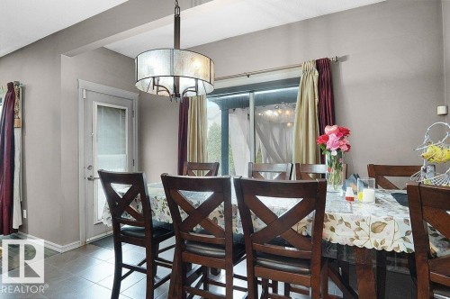 1533 36B Avenue, Edmonton, AB - Indoor Photo Showing Dining Room