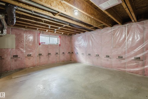 33 Catalina Ct, Fort Saskatchewan, AB - Indoor Photo Showing Basement