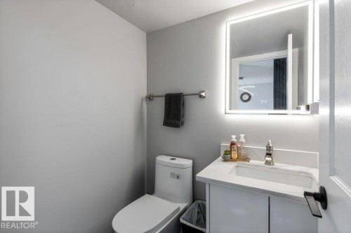 16487 115 Street, Edmonton, AB - Indoor Photo Showing Bathroom