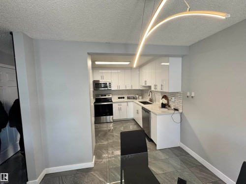 16487 115 Street, Edmonton, AB - Indoor Photo Showing Other Room