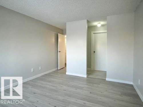215 600 Kirkness Road, Edmonton, AB - Indoor Photo Showing Other Room