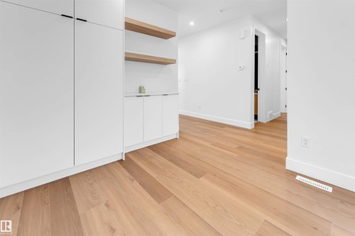 152 Edgewater Circle, Leduc, AB - Indoor Photo Showing Other Room