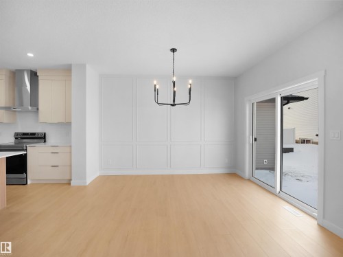 15180 28 Street, Edmonton, AB - Indoor Photo Showing Kitchen