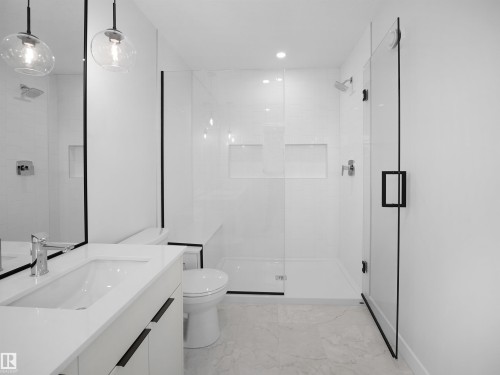 15180 28 Street, Edmonton, AB - Indoor Photo Showing Bathroom