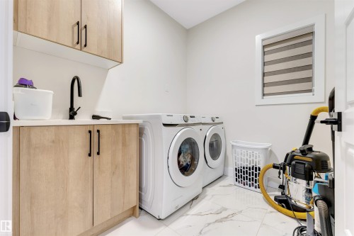 16916 47 Street, Edmonton, AB - Indoor Photo Showing Laundry Room