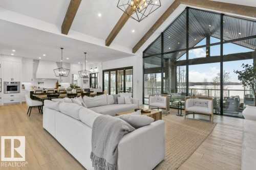 42 2307 Twp Road 522, Rural Parkland County, AB - Indoor Photo Showing Living Room