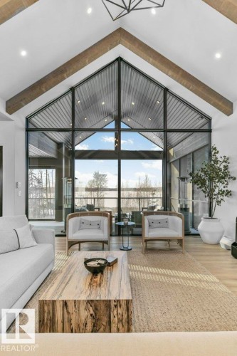 42 2307 Twp Road 522, Rural Parkland County, AB - Indoor Photo Showing Living Room