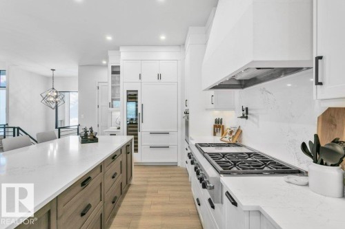 42 2307 Twp Road 522, Rural Parkland County, AB - Indoor Photo Showing Kitchen With Upgraded Kitchen