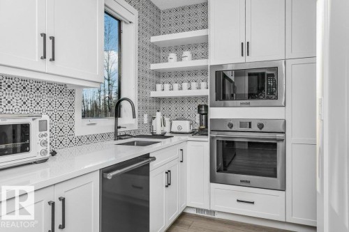 42 2307 Twp Road 522, Rural Parkland County, AB - Indoor Photo Showing Kitchen