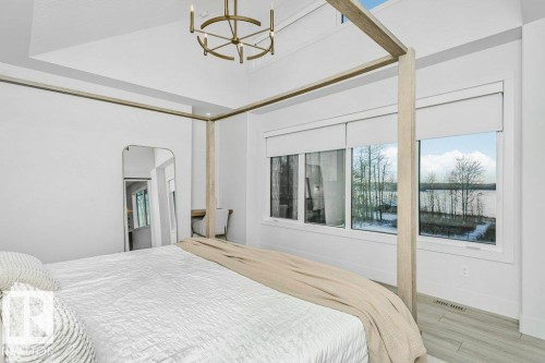 42 2307 Twp Road 522, Rural Parkland County, AB - Indoor Photo Showing Bedroom