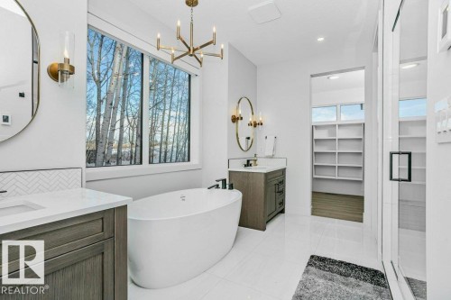 42 2307 Twp Road 522, Rural Parkland County, AB - Indoor Photo Showing Bathroom