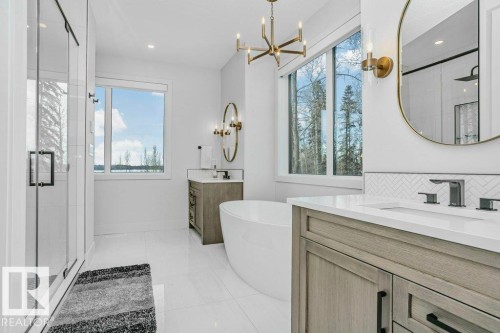 42 2307 Twp Road 522, Rural Parkland County, AB - Indoor Photo Showing Bathroom