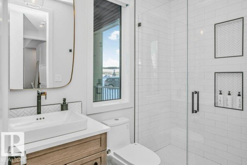 42 2307 Twp Road 522, Rural Parkland County, AB - Indoor Photo Showing Bathroom