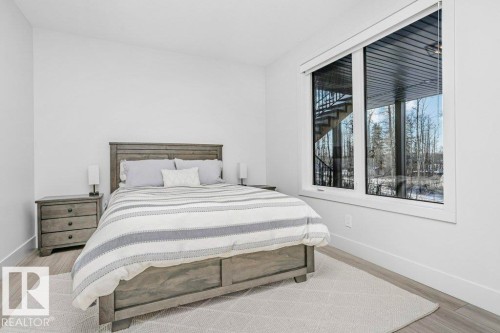 42 2307 Twp Road 522, Rural Parkland County, AB - Indoor Photo Showing Bedroom