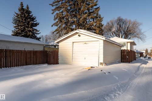 13307 116 Avenue, Edmonton, AB - Outdoor