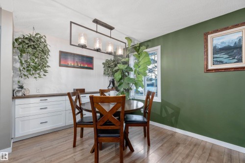 33 Wild Hay Drive, Devon, AB - Indoor Photo Showing Dining Room