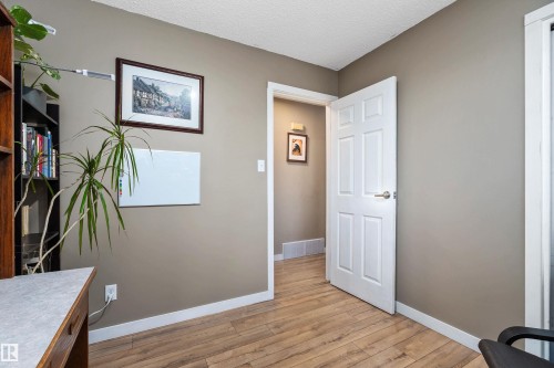 33 Wild Hay Drive, Devon, AB - Indoor Photo Showing Other Room