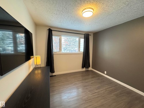 5140 52 Avenue, Ryley, AB - Indoor Photo Showing Other Room