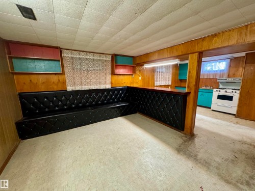 5140 52, Ryley, AB - Indoor Photo Showing Other Room