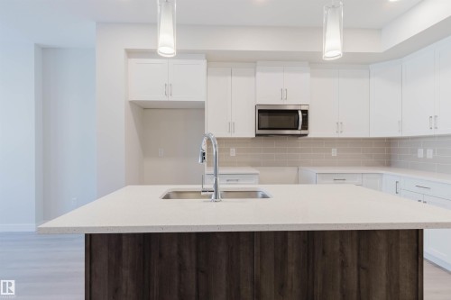 5412 69 Street, Beaumont, AB - Indoor Photo Showing Kitchen With Upgraded Kitchen