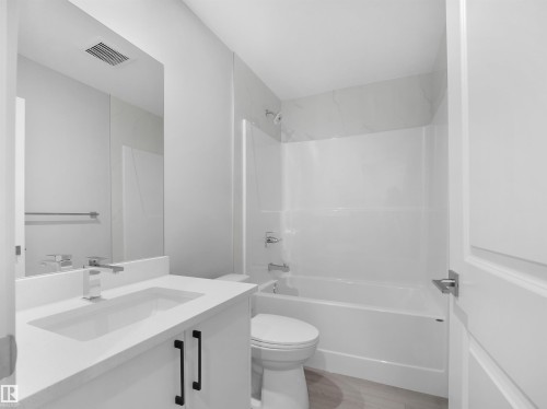 3331 Roy Brown Way, Edmonton, AB - Indoor Photo Showing Bathroom