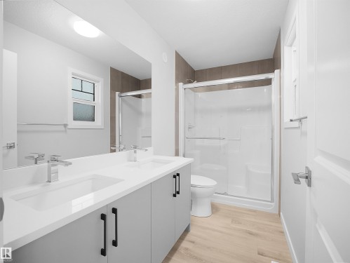 3272 Dallas Schmidt Drive, Edmonton, AB - Indoor Photo Showing Bathroom