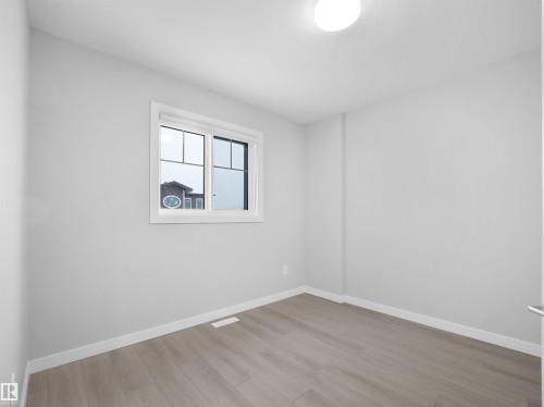 3272 Dallas Schmidt Drive, Edmonton, AB - Indoor Photo Showing Other Room