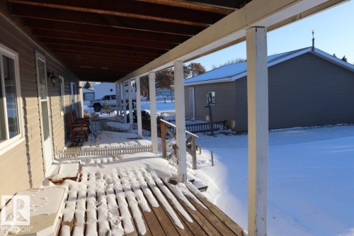 4824 52 Street, Lougheed, AB - Outdoor With Deck Patio Veranda With Exterior