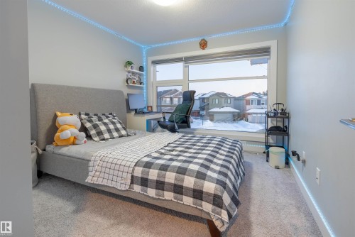 2118 Cavanagh Drive, Edmonton, AB - Indoor Photo Showing Bedroom