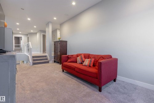 2118 Cavanagh Drive, Edmonton, AB - Indoor Photo Showing Other Room
