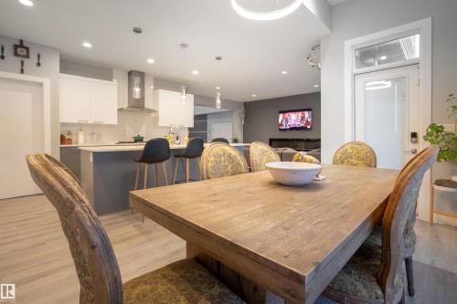 2118 Cavanagh Drive, Edmonton, AB - Indoor Photo Showing Dining Room