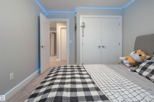 2118 Cavanagh Drive, Edmonton, AB - Indoor Photo Showing Bedroom