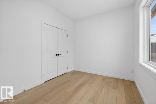 131 Creekside Lane, Leduc, AB - Indoor Photo Showing Other Room