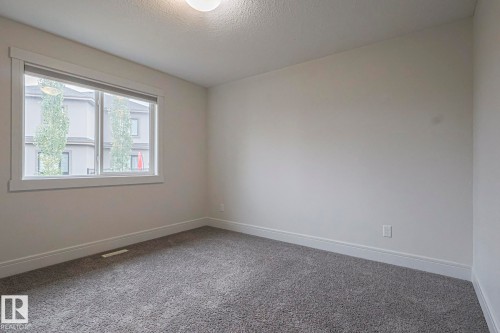 3167 Winspear Crescent Sw, Edmonton, AB - Indoor Photo Showing Other Room