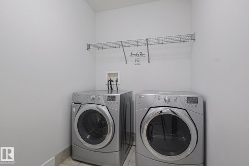 3167 Winspear Crescent Sw, Edmonton, AB - Indoor Photo Showing Laundry Room