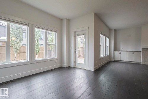 3167 Winspear Crescent Sw, Edmonton, AB - Indoor
