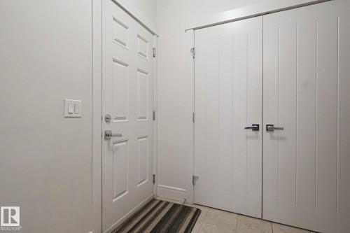 3167 Winspear Crescent Sw, Edmonton, AB - Indoor Photo Showing Other Room