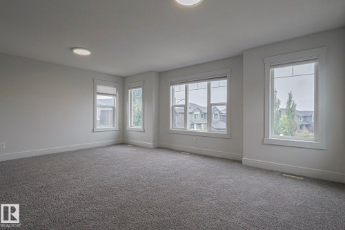 3167 Winspear Crescent Sw, Edmonton, AB - Indoor Photo Showing Other Room